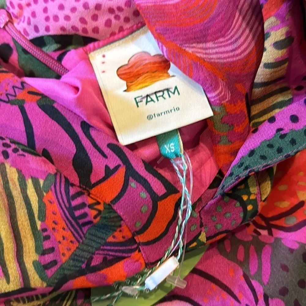 FARM Rio
Cool Leopards Maxi Dress - Picture 9 of 11